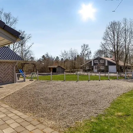 Eylar - 28km From The Sea By Interhome *
